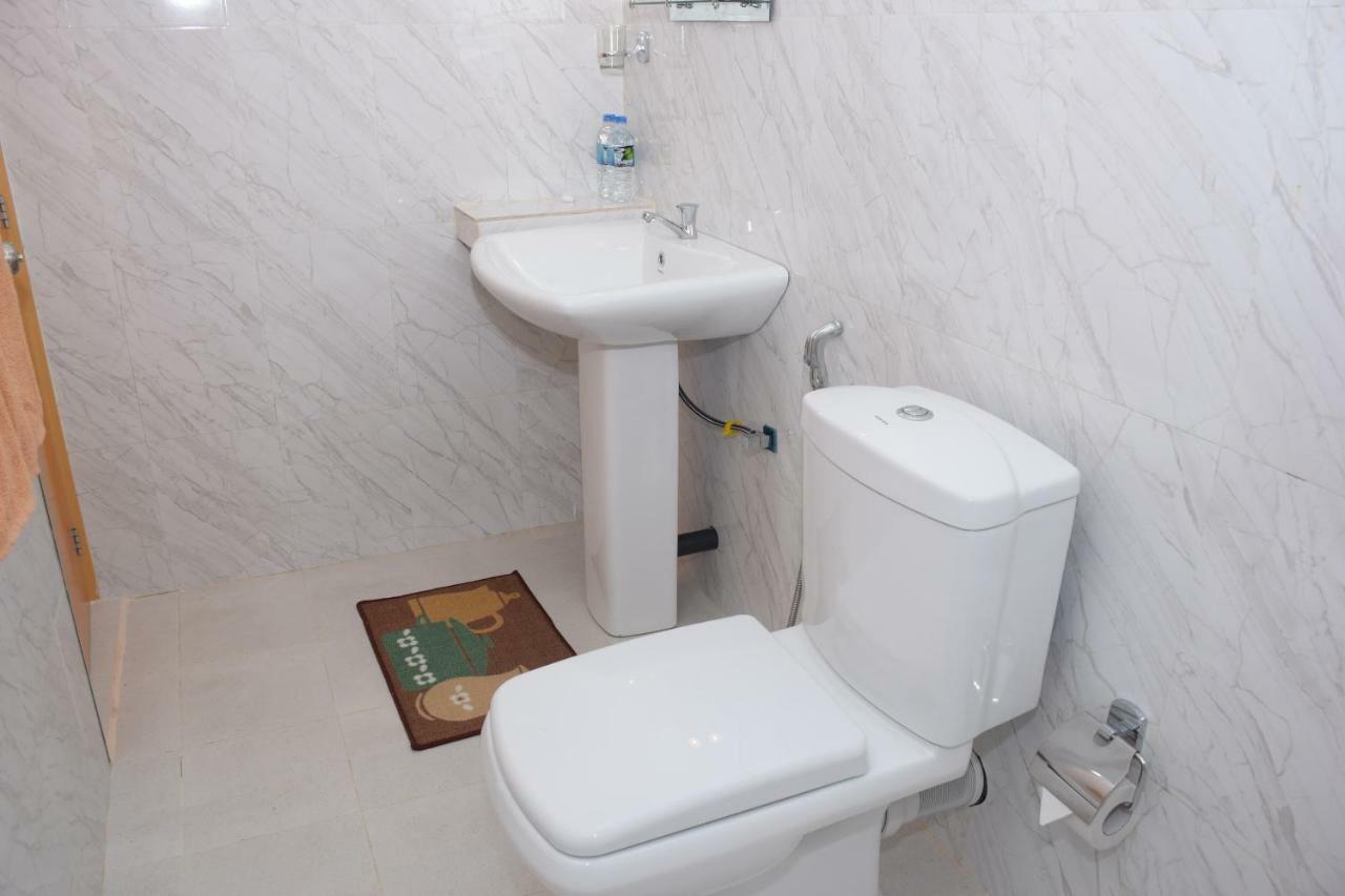 Gold Inn Дамбула Екстериор снимка